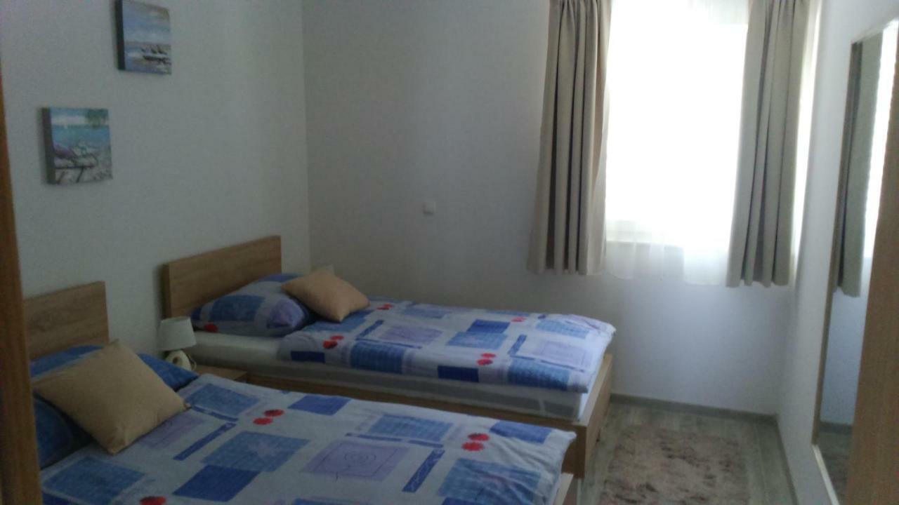 Anka Strman Apartment Makarska Exterior photo